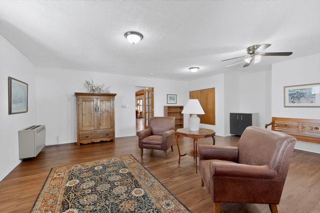 10 Blue Mesa Road, Santa Fe, NM 87508