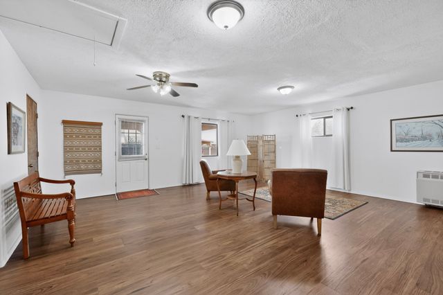 10 Blue Mesa Road, Santa Fe, NM 87508