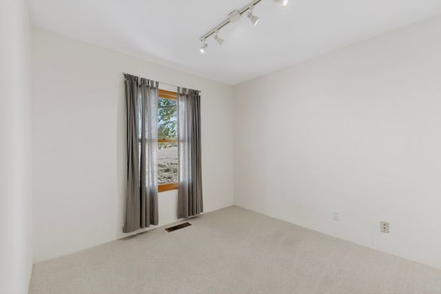 10 Blue Mesa Road, Santa Fe, NM 87508