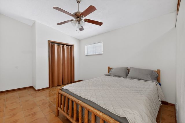 10 Blue Mesa Road, Santa Fe, NM 87508