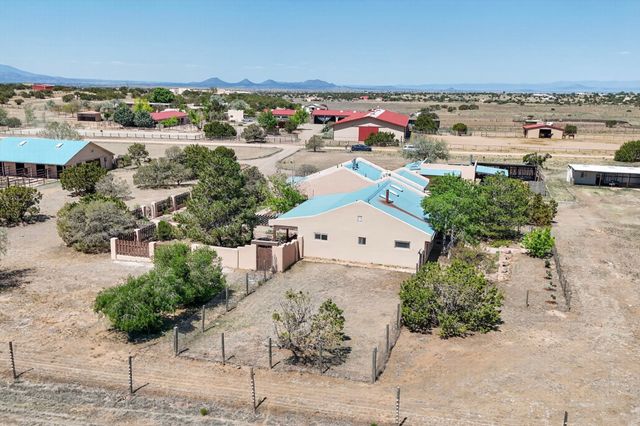 10 Blue Mesa Road, Santa Fe, NM 87508