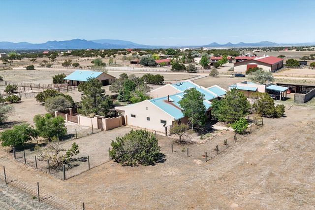 10 Blue Mesa Road, Santa Fe, NM 87508