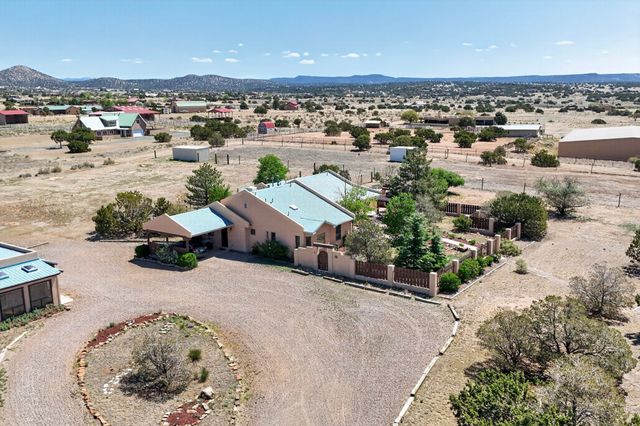 10 Blue Mesa Road, Santa Fe, NM 87508