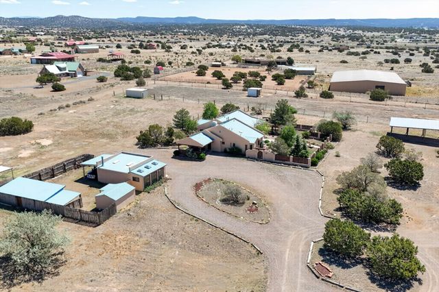 10 Blue Mesa Road, Santa Fe, NM 87508