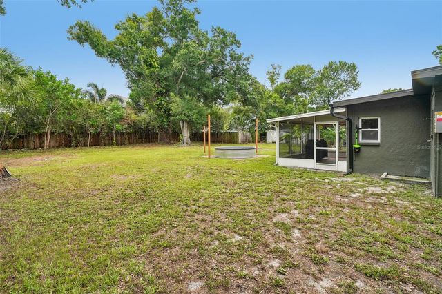 4901 TAYLOR STREET N, St Petersburg, FL 33714