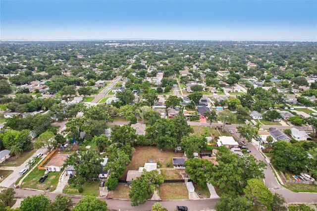 4901 TAYLOR STREET N, St Petersburg, FL 33714