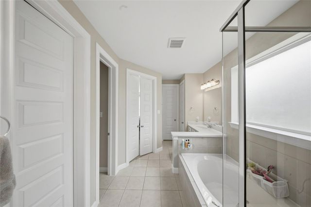 2203 Orono Landing Lane, Pearland, TX 77089