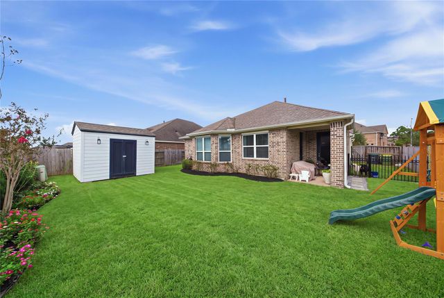 2203 Orono Landing Lane, Pearland, TX 77089