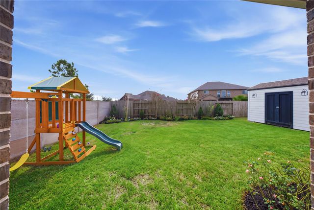 2203 Orono Landing Lane, Pearland, TX 77089