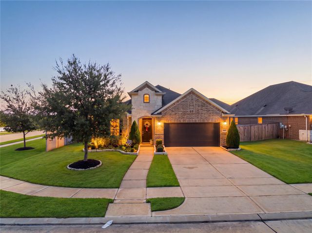2203 Orono Landing Lane, Pearland, TX 77089