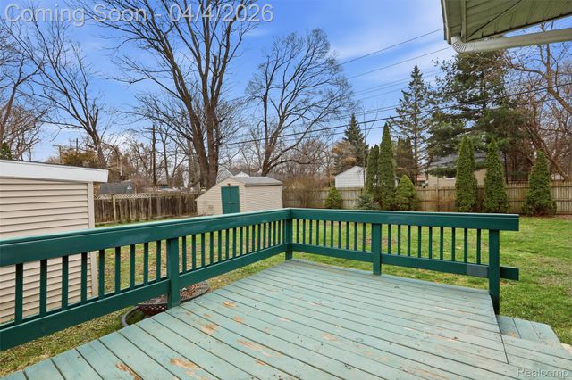 2911 Mott Avenue, Waterford Charter Township, MI 48328