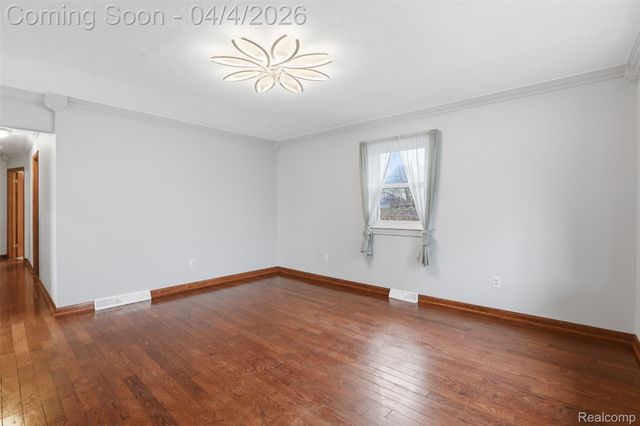 2911 Mott Avenue, Waterford Charter Township, MI 48328