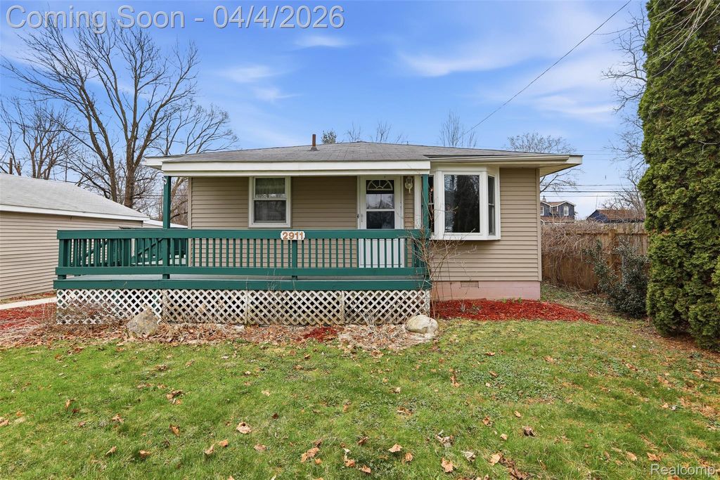 2911 Mott Avenue, Waterford Charter Township, MI 48328