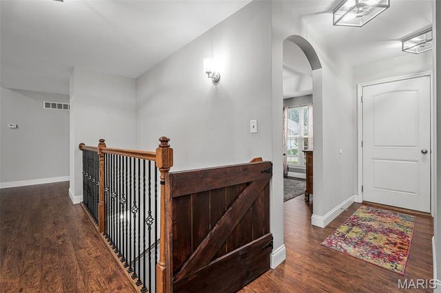 240 Victoria Park Avenue, Wentzville, MO 63385