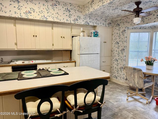 116 Gloucester Road, Natchez, MS 39120