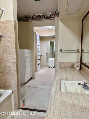 116 Gloucester Road, Natchez, MS 39120