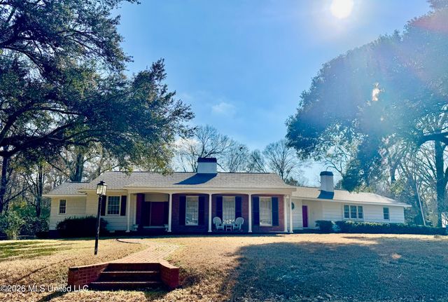 116 Gloucester Road, Natchez, MS 39120
