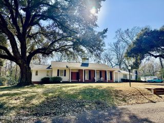 116 Gloucester Road, Natchez, MS 39120