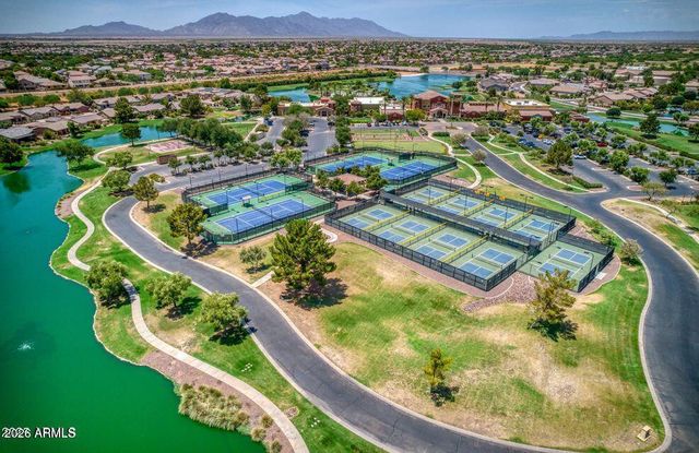 42709 W KINGFISHER Drive, Maricopa, AZ 85138