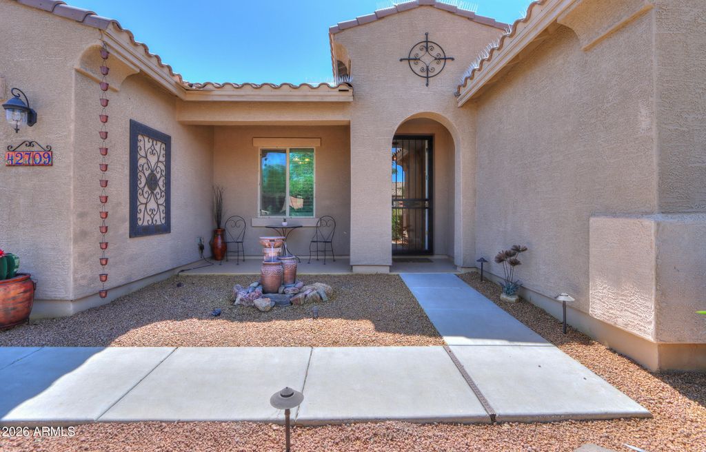 42709 W KINGFISHER Drive, Maricopa, AZ 85138 — photo 2