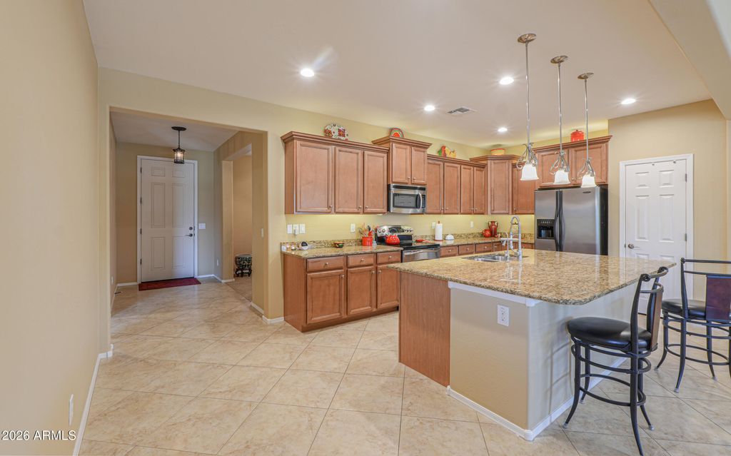 42709 W KINGFISHER Drive, Maricopa, AZ 85138 — photo 3