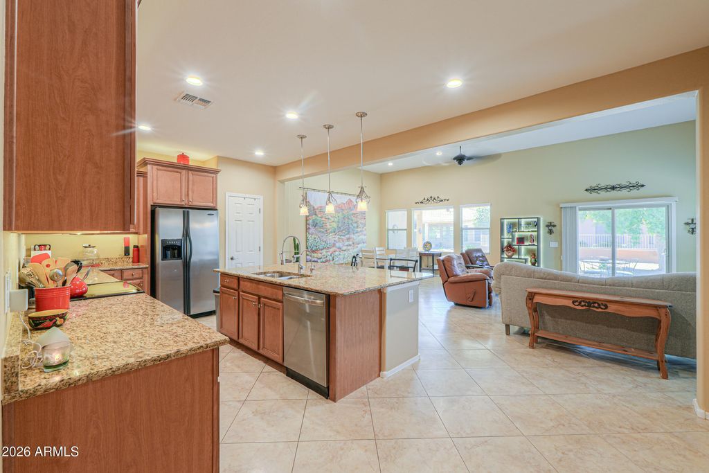 42709 W KINGFISHER Drive, Maricopa, AZ 85138 — photo 4