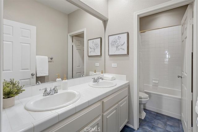 27866 Alta Vista, Valencia, CA 91355
