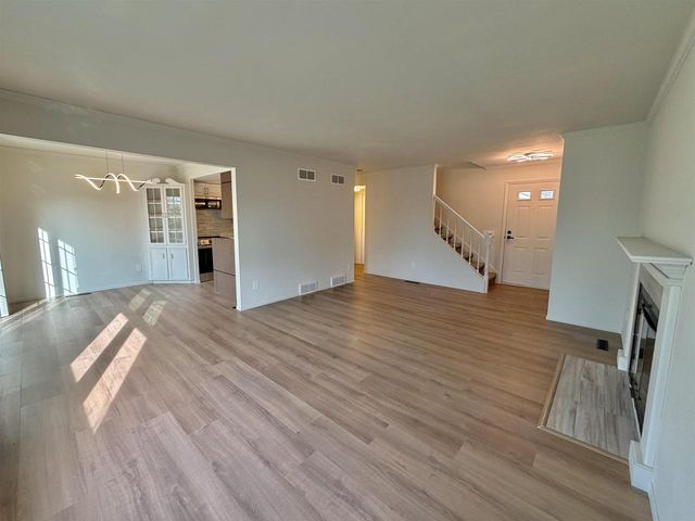 7472 Old Sauk Road, Madison, WI 53717