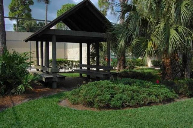 2836 Stoneway Lane C, Fort Pierce, FL 34982