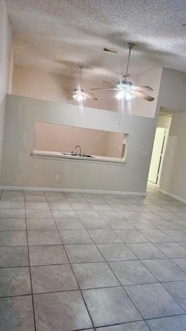 2836 Stoneway Lane C, Fort Pierce, FL 34982