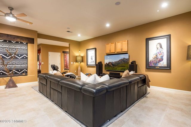 5657 Calle De Paradise, Las Cruces, NM 88011