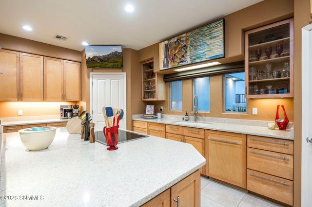 5657 Calle De Paradise, Las Cruces, NM 88011