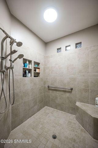 5657 Calle De Paradise, Las Cruces, NM 88011