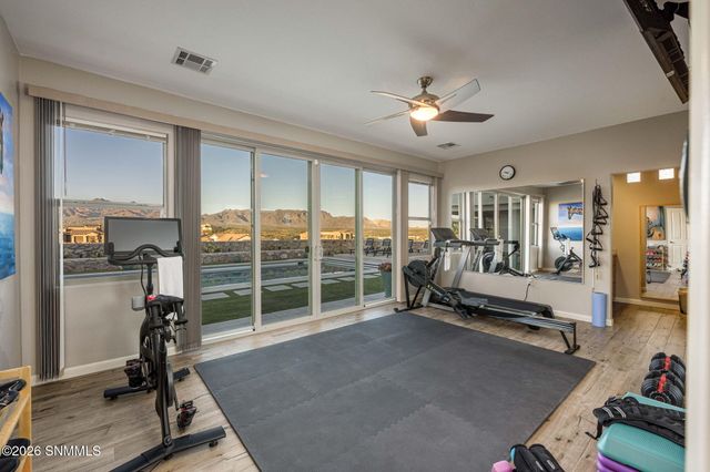 5657 Calle De Paradise, Las Cruces, NM 88011