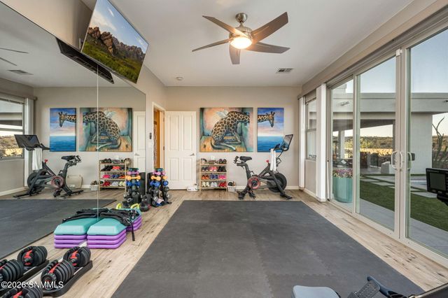 5657 Calle De Paradise, Las Cruces, NM 88011