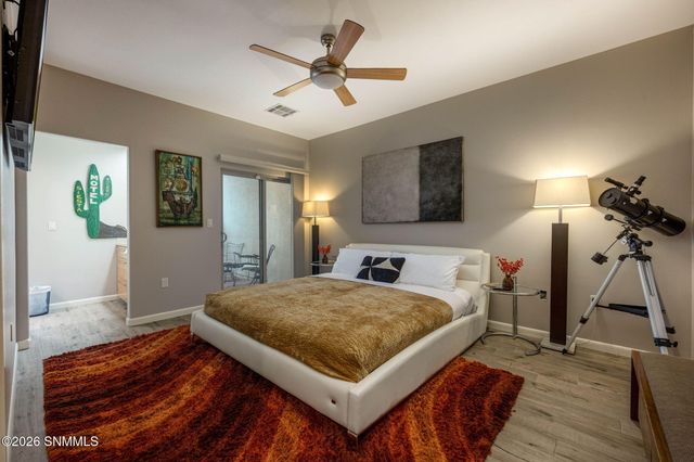 5657 Calle De Paradise, Las Cruces, NM 88011