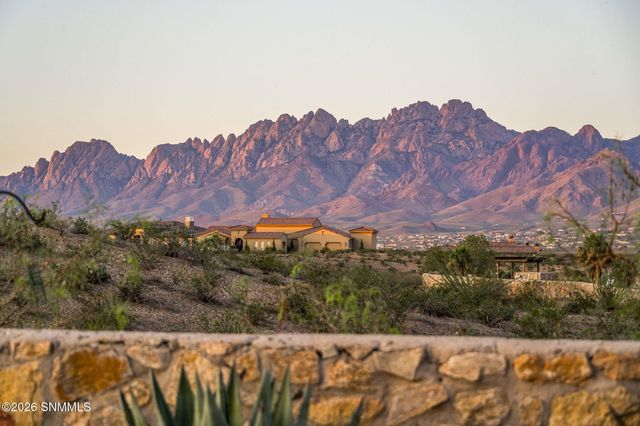 5657 Calle De Paradise, Las Cruces, NM 88011