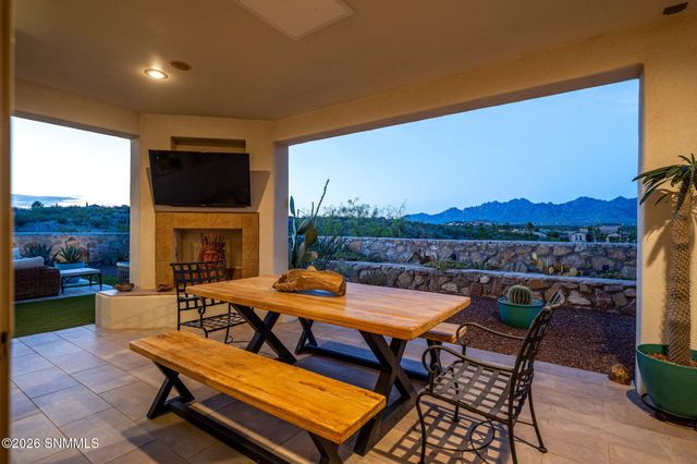 5657 Calle De Paradise, Las Cruces, NM 88011