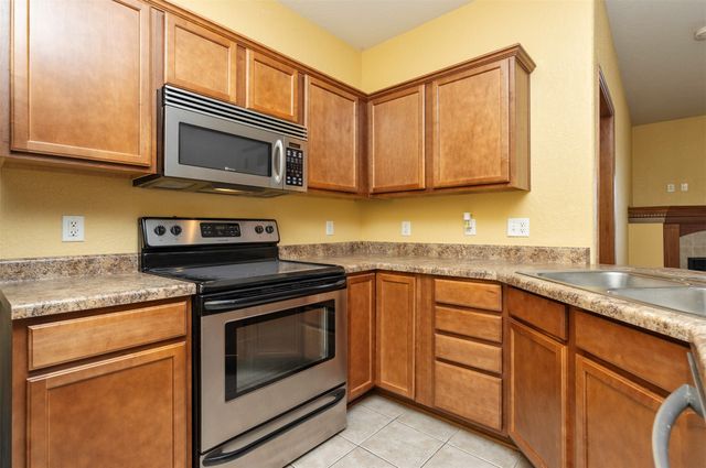 2406 NE Oak Drive 3, Ankeny, IA 50021