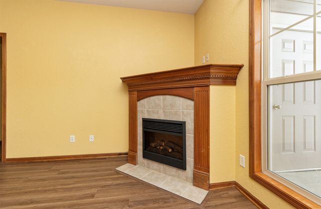 2406 NE Oak Drive 3, Ankeny, IA 50021