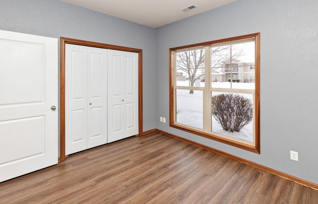 2406 NE Oak Drive 3, Ankeny, IA 50021