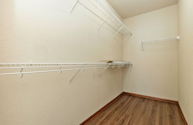 2406 NE Oak Drive 3, Ankeny, IA 50021