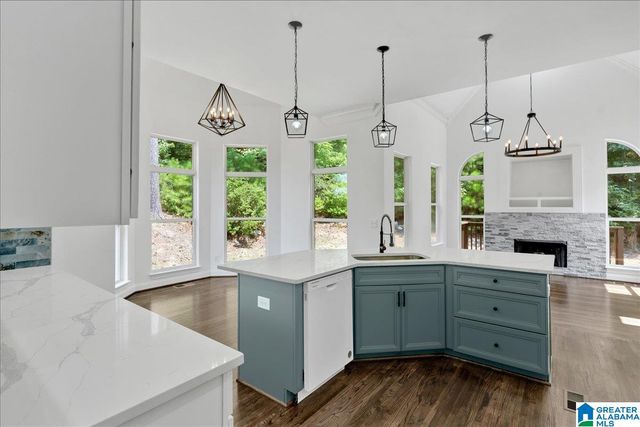 128 TIMBER COVE, Pelham, AL 35124