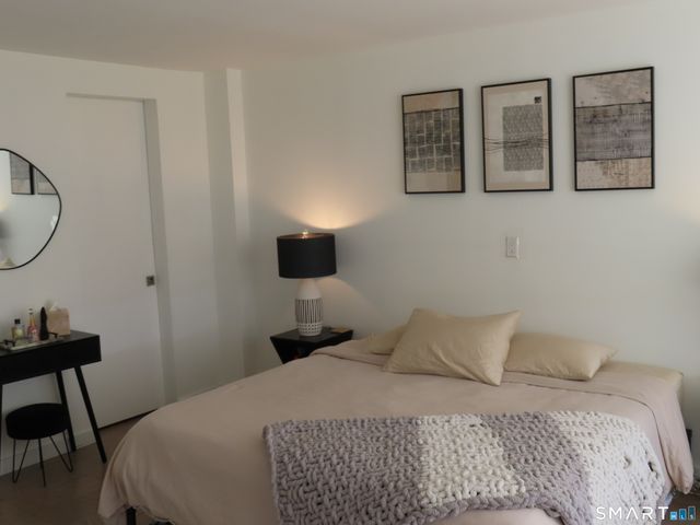1 Strawberry Hill Court 6C, Stamford, CT 06902