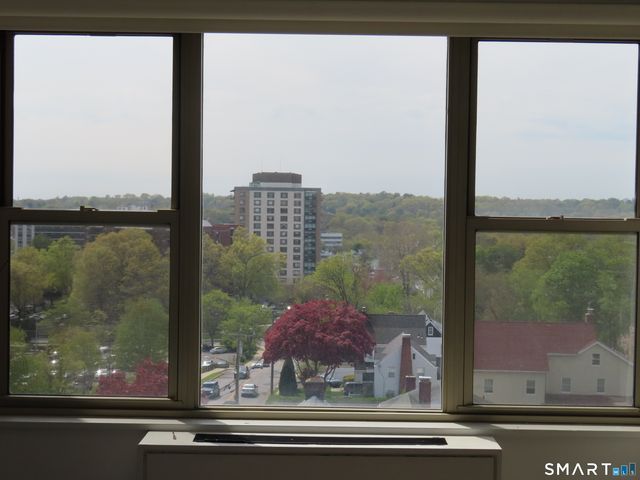 1 Strawberry Hill Court 6C, Stamford, CT 06902