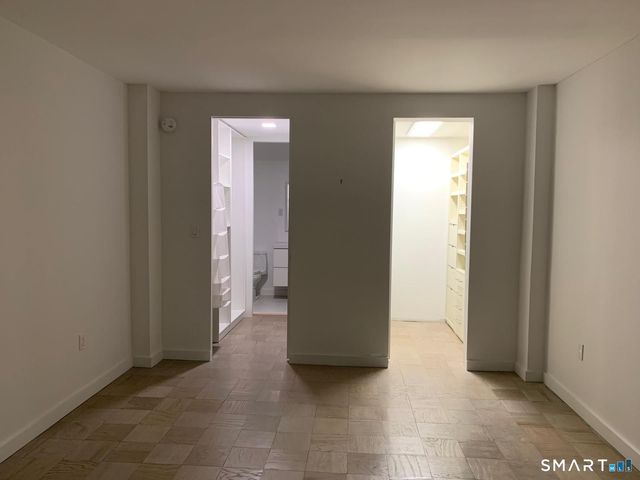 1 Strawberry Hill Court 6C, Stamford, CT 06902