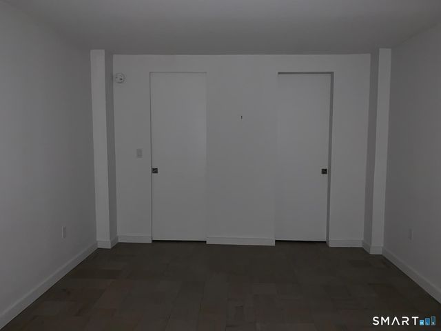 1 Strawberry Hill Court 6C, Stamford, CT 06902