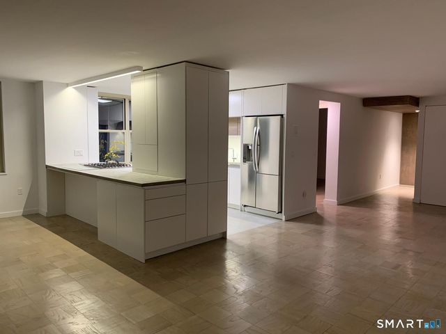 1 Strawberry Hill Court 6C, Stamford, CT 06902