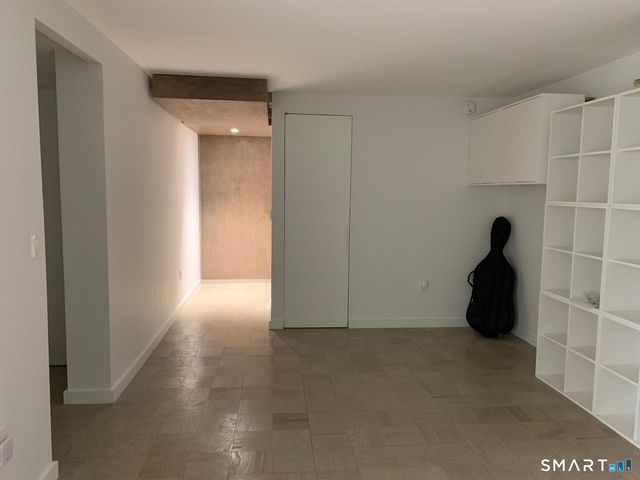 1 Strawberry Hill Court 6C, Stamford, CT 06902