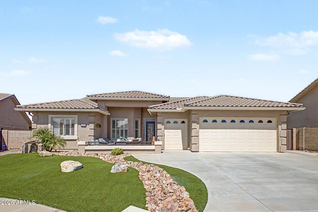 2758 S ROYAL WOOD Circle, Mesa, AZ 85209 — photo 3